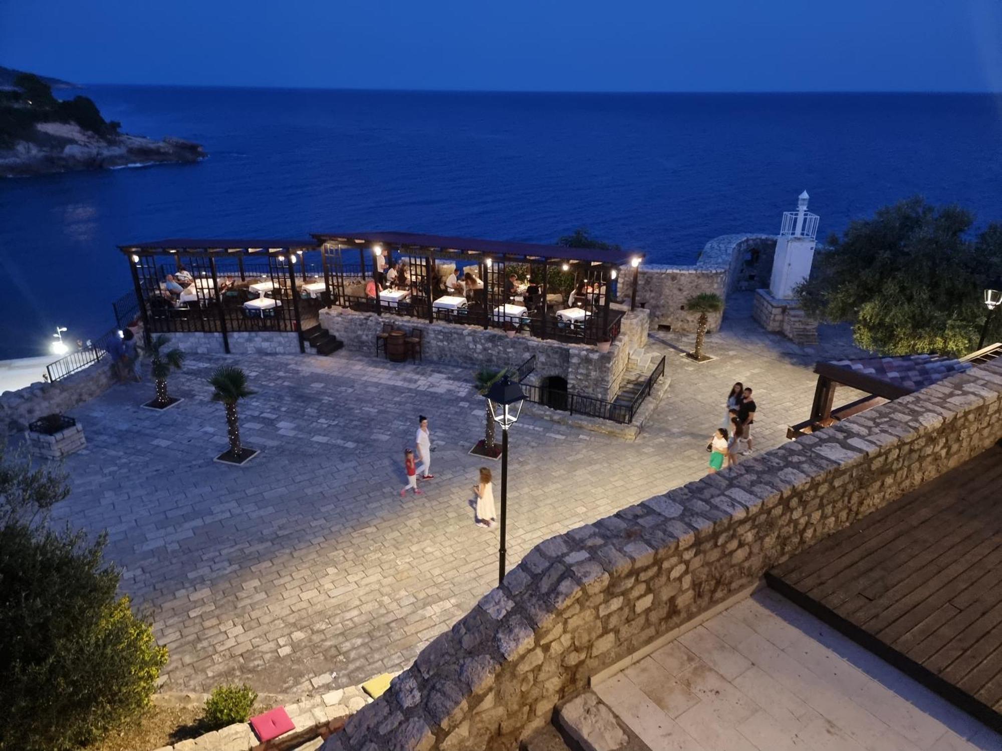 Kulla E Balshajve Hotel Ulcinj Exterior photo